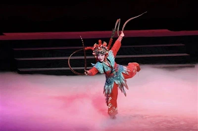 Aplicação Spotlight: DLW ilumina a ópera 《Jingwei enche o Sea Express